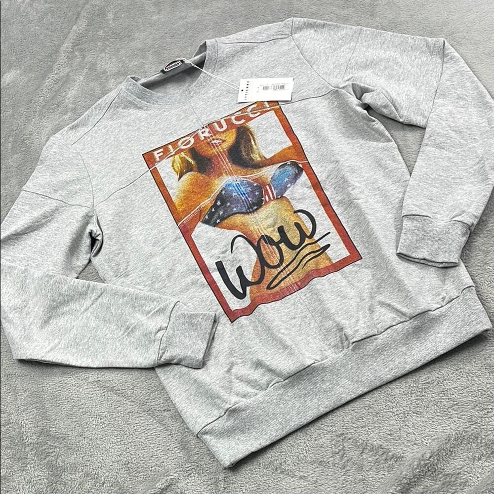 NEW Fiorucci L Men's Gray Graphic "WOW" Woman in‎ Bikini Sweatshirt Italy RARE